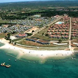 Kemping Lux Camp - Mobile Homes In Bi Village, Fažana
